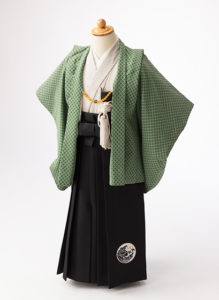 七五三3歳男の子モスグリーンの羽織と 袴