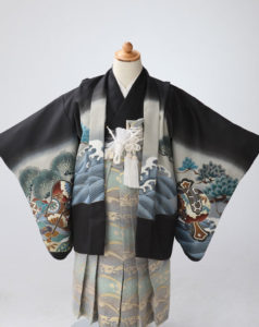 黒のオーソドックスな七五三3歳男の子羽織袴