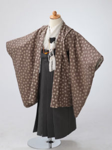 七五三5歳男の子着物茶色地水玉