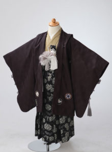 七五三5歳男の子着物濃い紫色