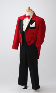 赤色5歳タキシード