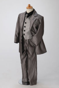 グレー色5歳タキシード