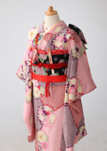 ピンクと紫絞り七五三7歳女の子着物