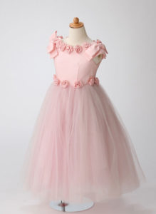 ピンク色７歳女の子ドレス