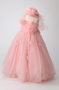ピンク色７歳女の子ドレス