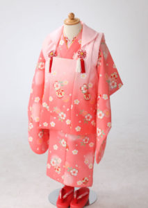 ピンクのボカシ3歳女の子着物